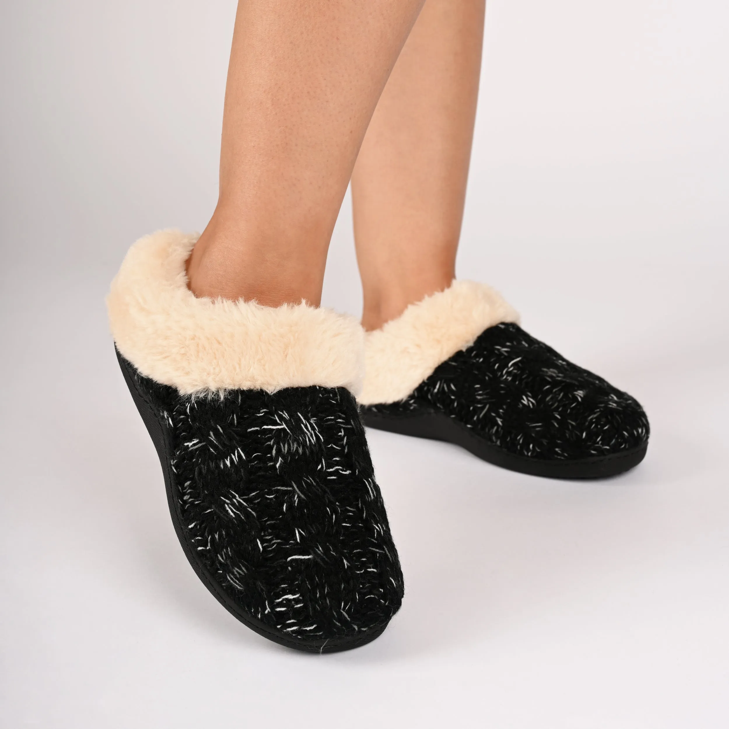 ADIAH SLIPPERS IN SWEATER CABLE KNIT
