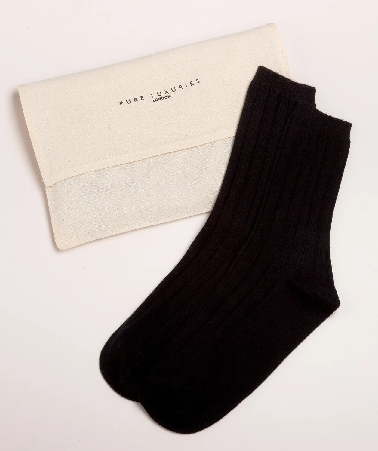 'Cartmel' Black Cashmere & Merino Wool Ribbed Medium Socks