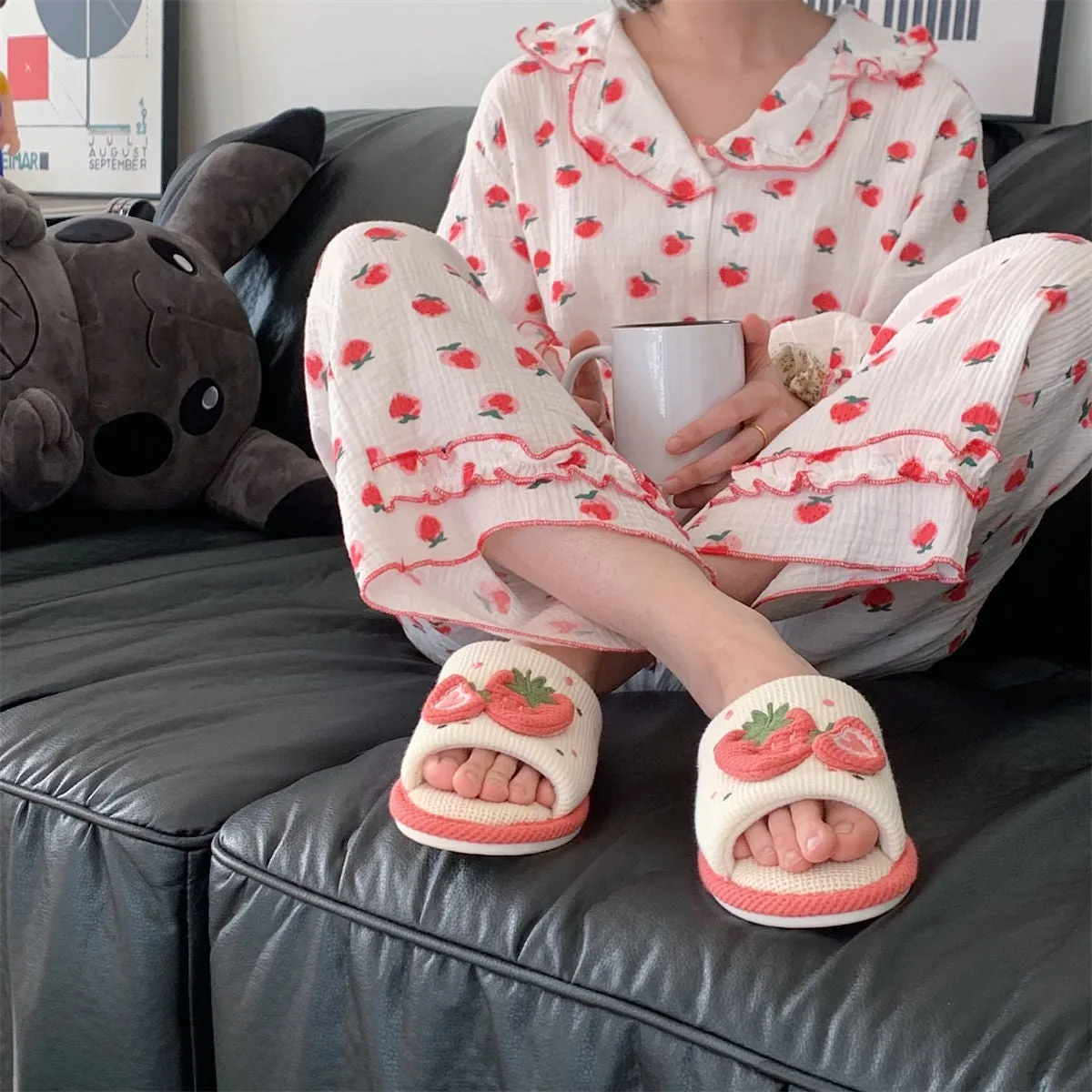 Knit Strawberry Slides