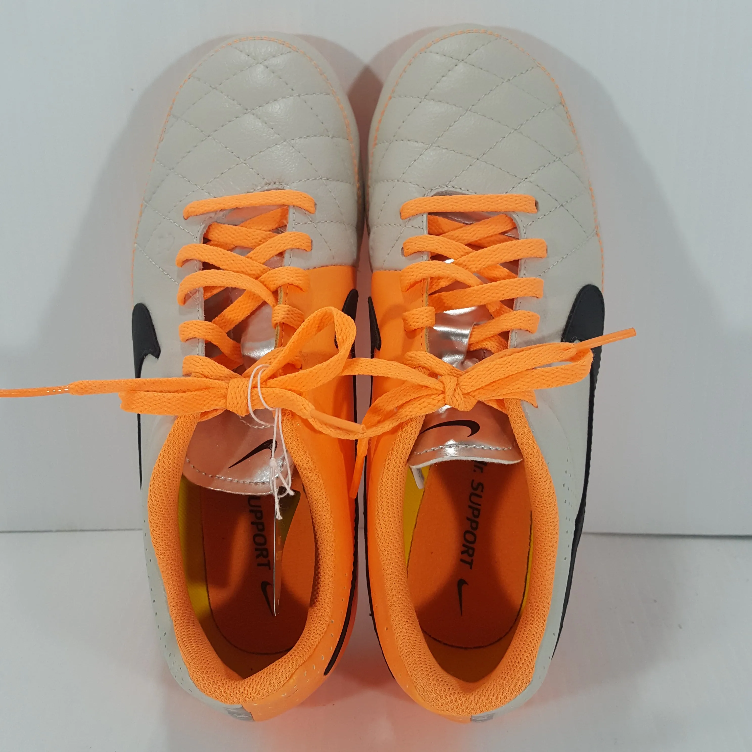 Nike Youth Outdoor Soccer Cleats - Size 5.5Y - Pre-Owned 6RXQT8
