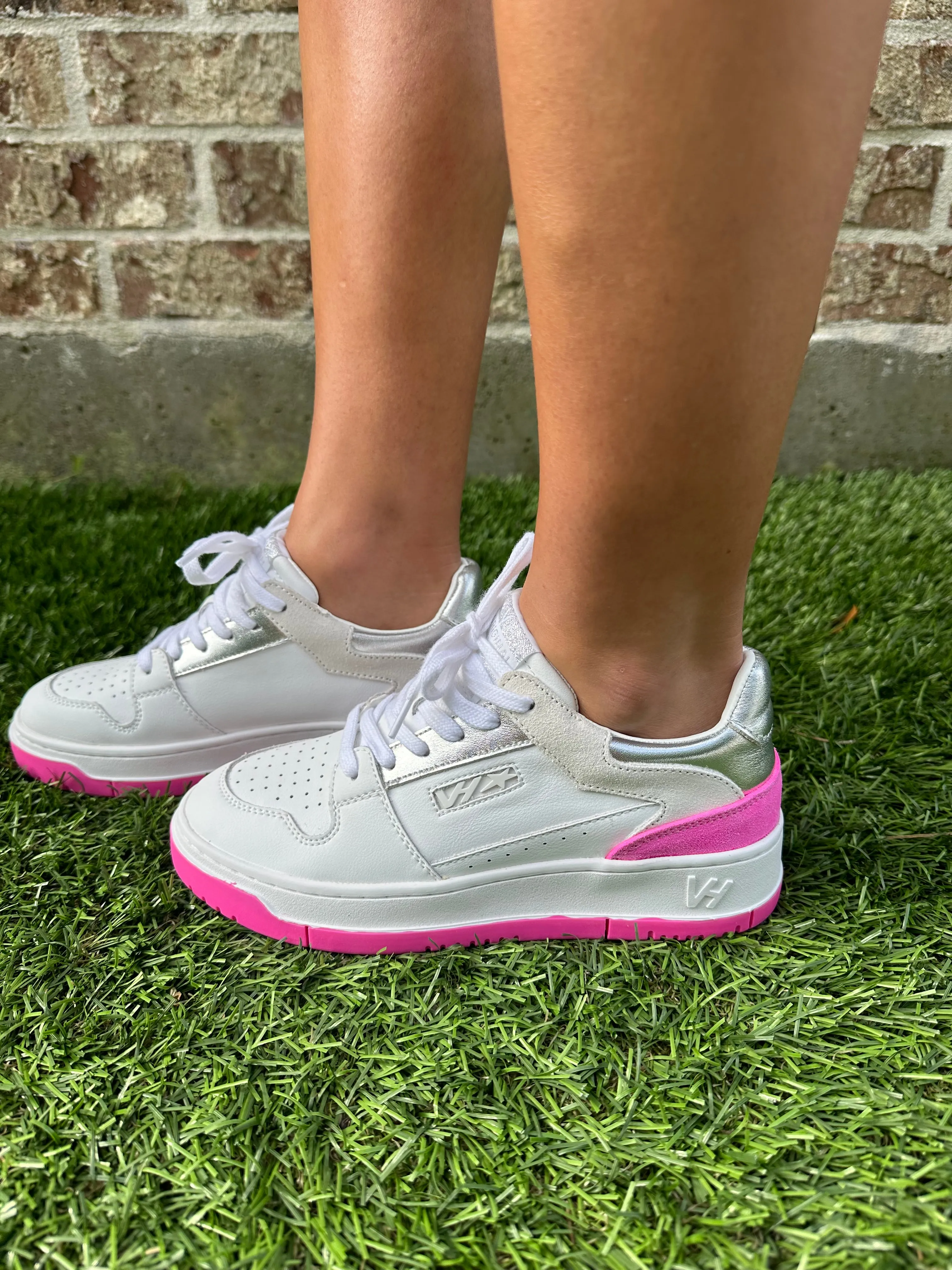 Vintage Havana Finesse 2 Sneakers- Neon Pink