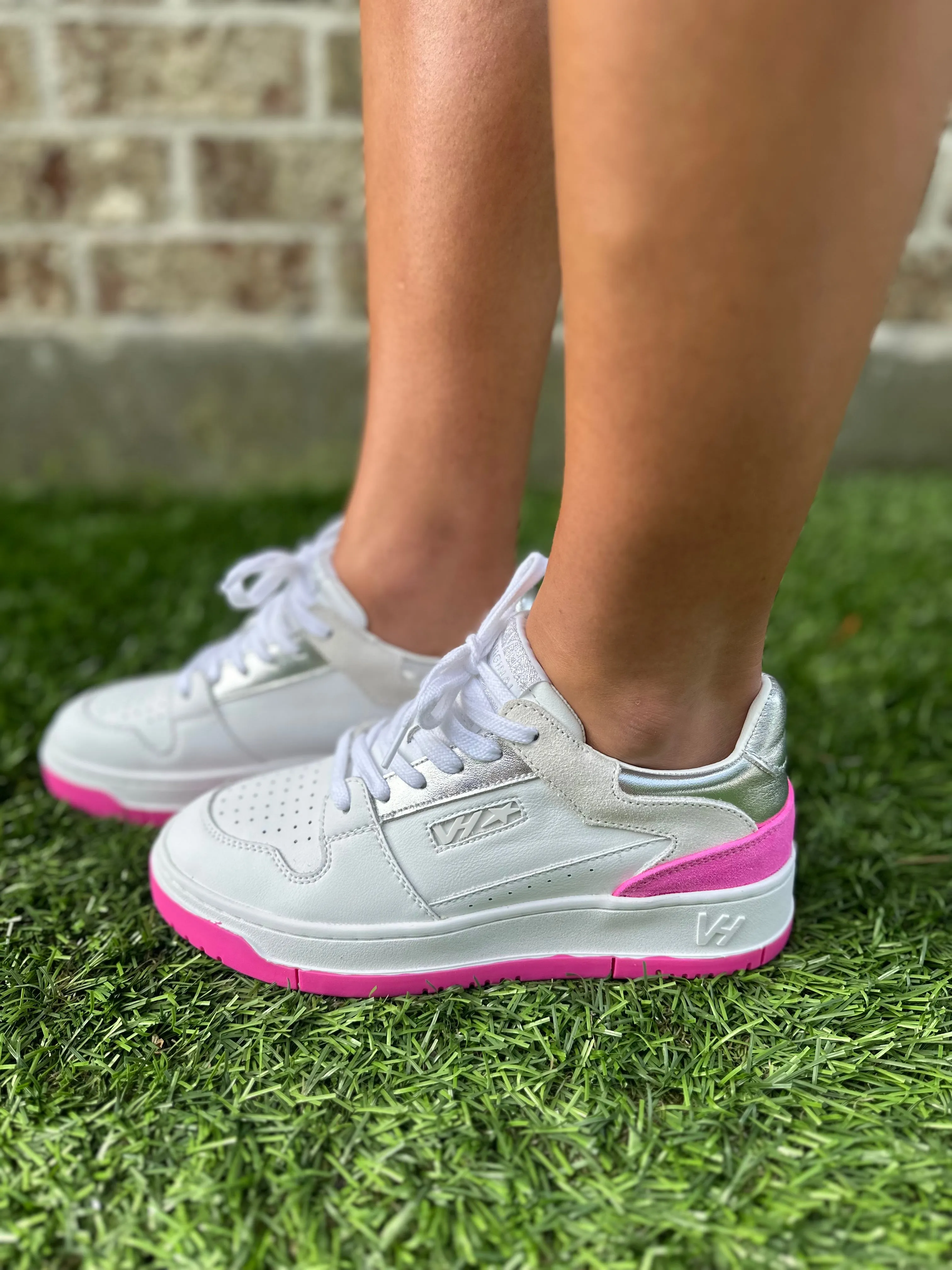 Vintage Havana Finesse 2 Sneakers- Neon Pink